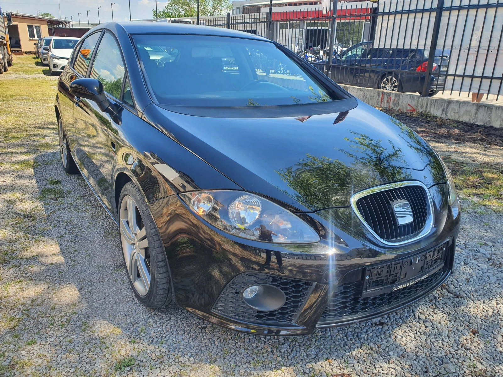 Seat Leon FR-2.0TDI-170к.с - изображение 2