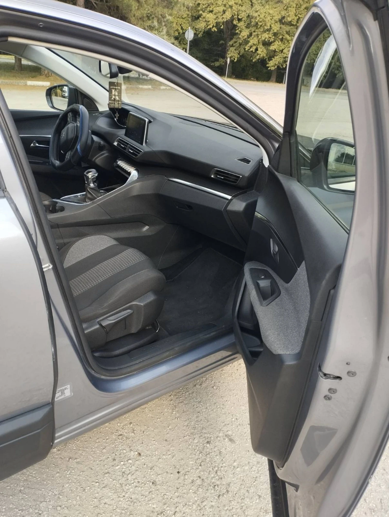 Peugeot 3008 1.5 | Mobile.bg   12