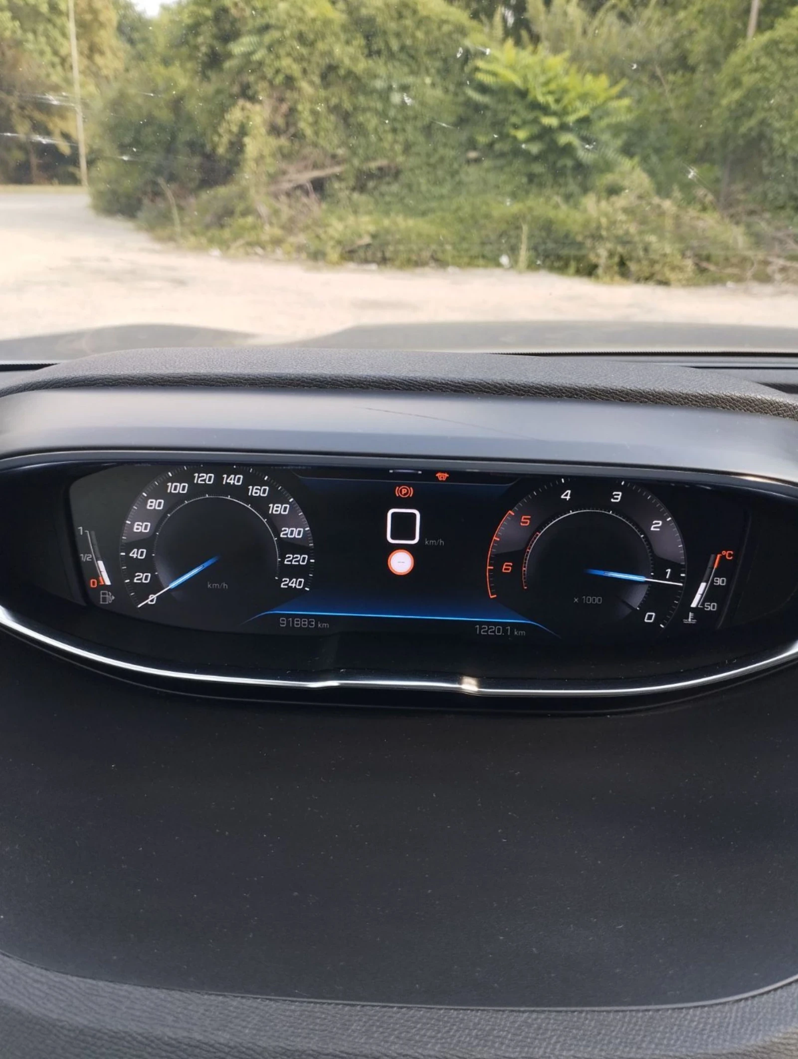 Peugeot 3008 1.5 | Mobile.bg   11