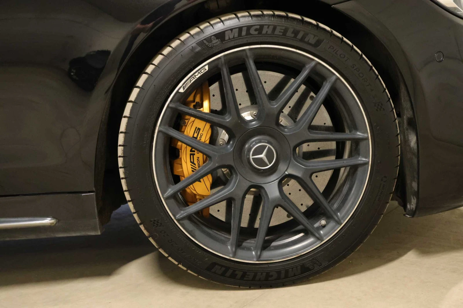 Mercedes-Benz S 63 AMG 4-MATIC  Long 3xTV Exclusive - изображение 4