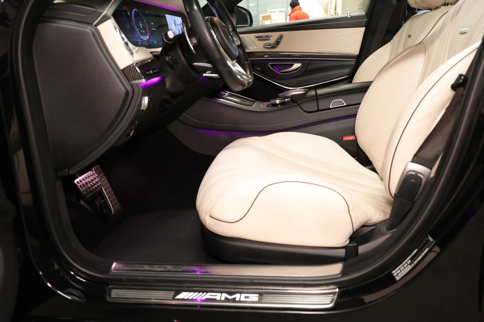 Mercedes-Benz S 63 AMG 4-MATIC  Long 3xTV Exclusive - изображение 8