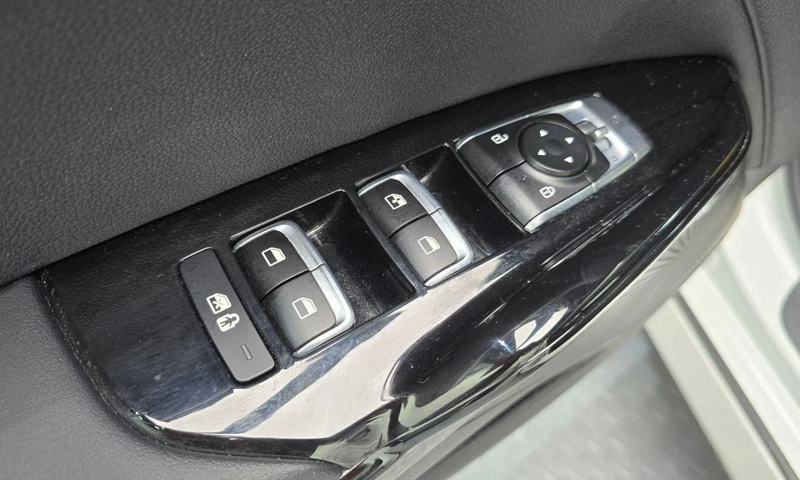 Kia K5 | Mobile.bg   14