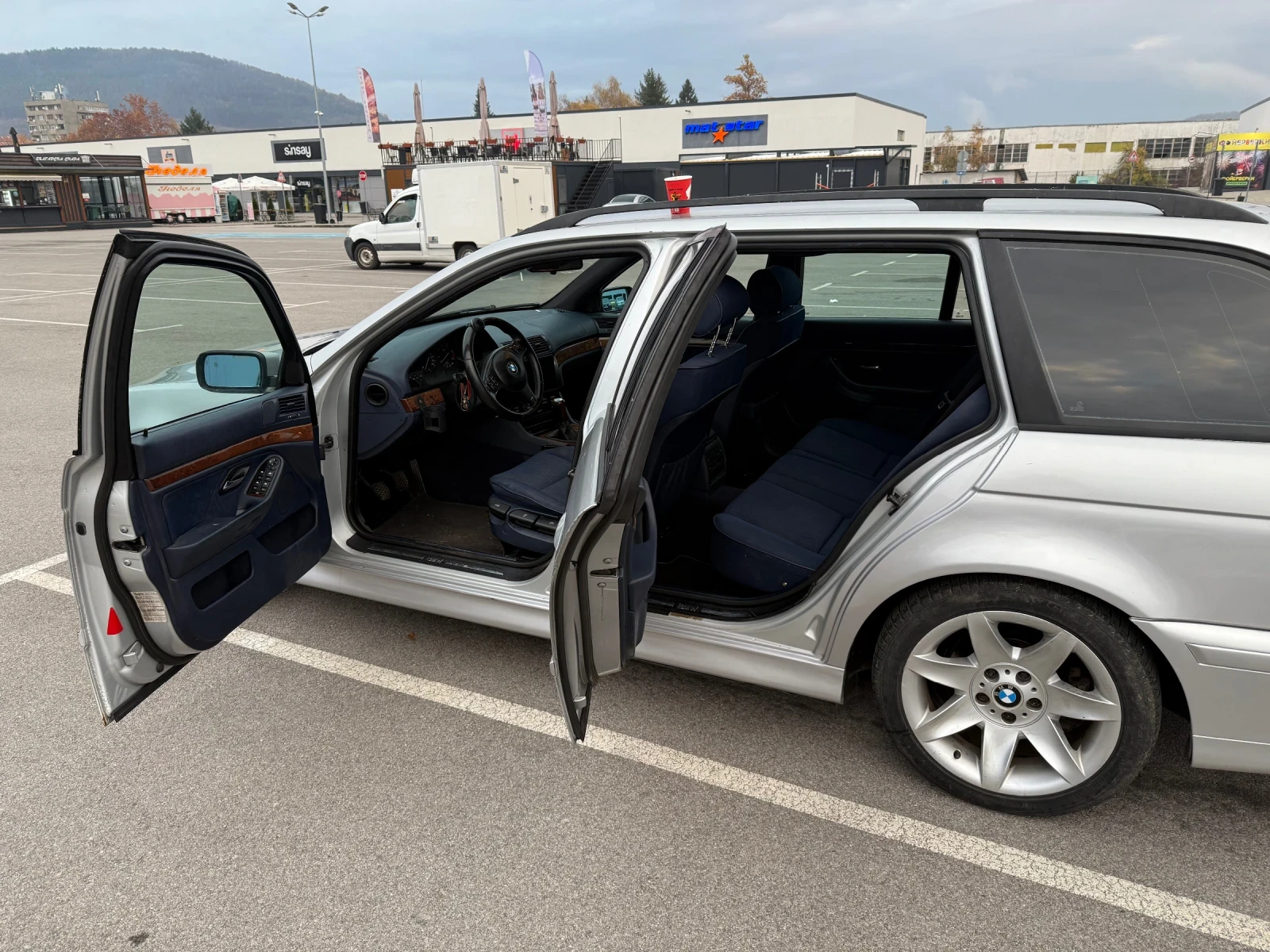 BMW 525  - изображение 10