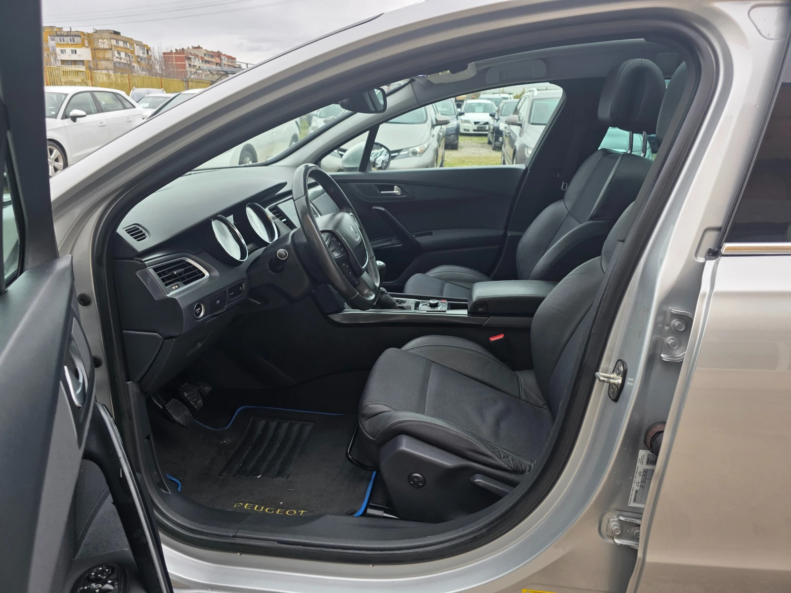 Peugeot 508 2.0HDI ITALY ПРОЖЕКЦИЯ NAVI, снимка 10 - Автомобили и джипове - 54033059