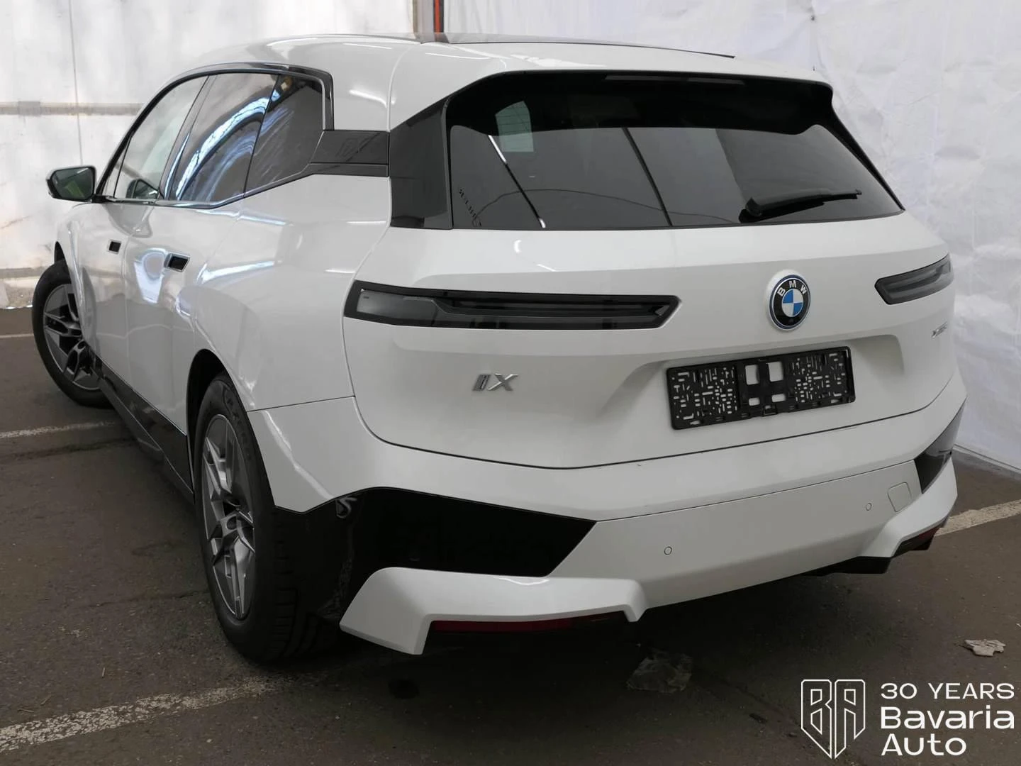 BMW iX 50 xDrive Sport, снимка 2 - Автомобили и джипове - 54345211