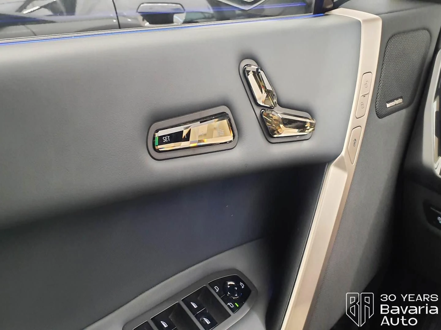 BMW iX 50 xDrive Sport, снимка 13 - Автомобили и джипове - 54345211