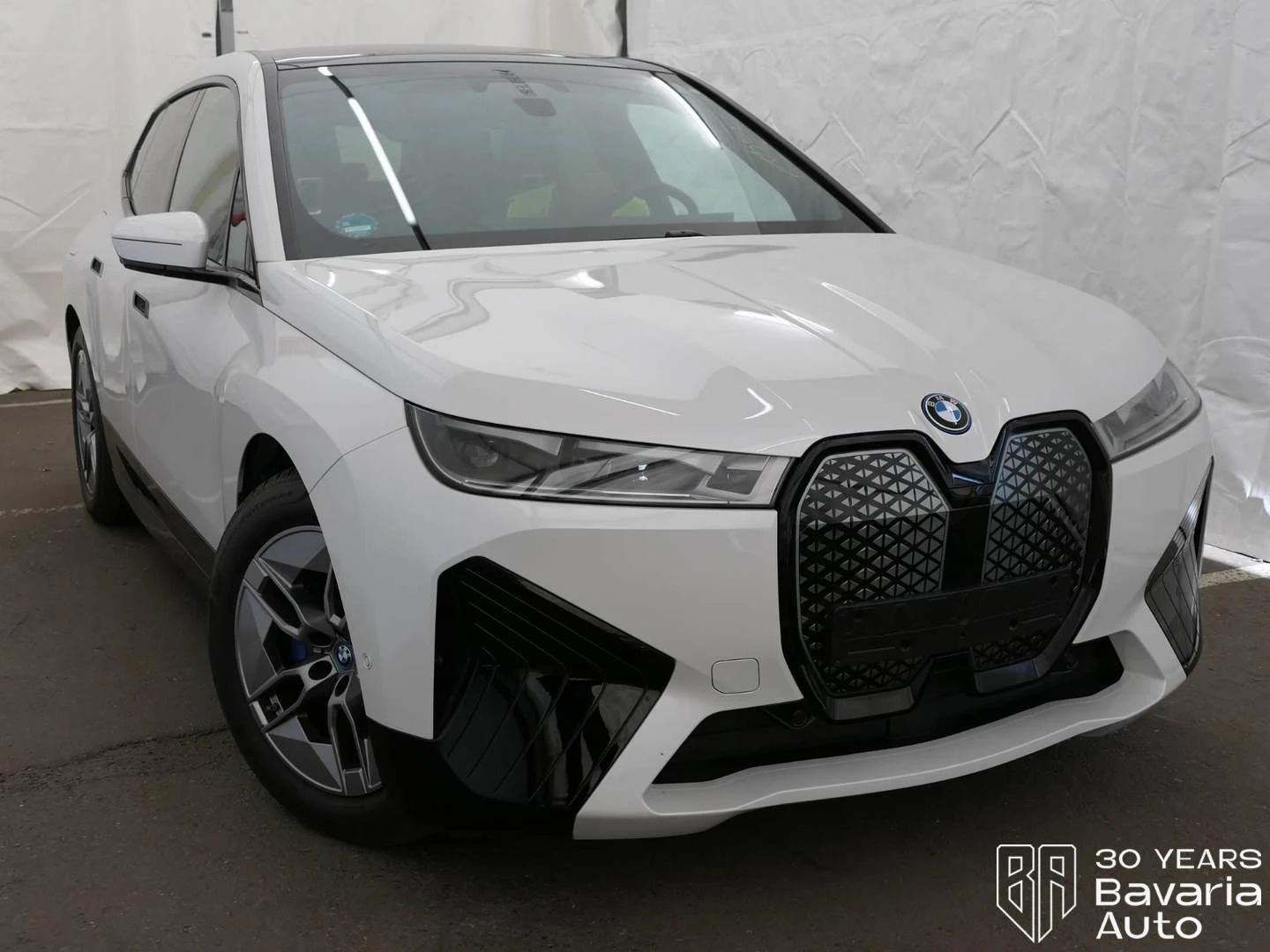 BMW iX 50 xDrive Sport, снимка 4 - Автомобили и джипове - 54345211