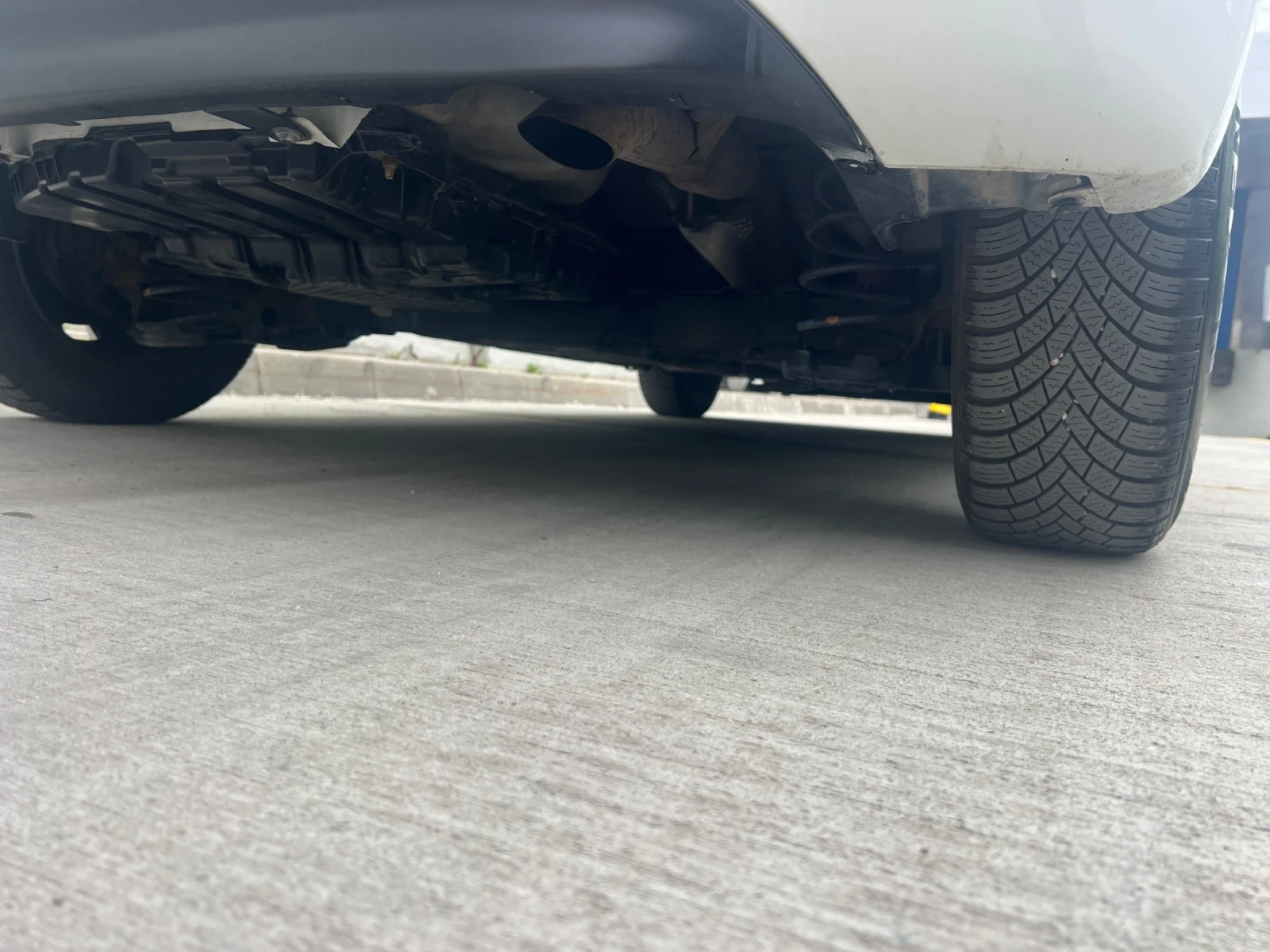 Peugeot 208 1.6HDI Euro 6B , снимка 7 - Автомобили и джипове - 54382017