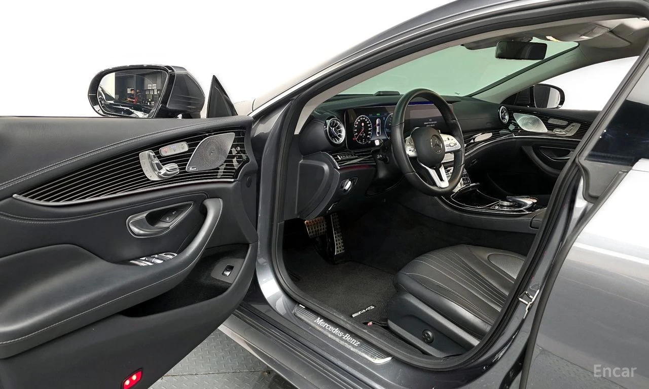 Mercedes-Benz CLS 450 4MATIC* AMG-LINE* 360CAMERA* DISTRONIC* BURMESTER*, снимка 4 - Автомобили и джипове - 54693747