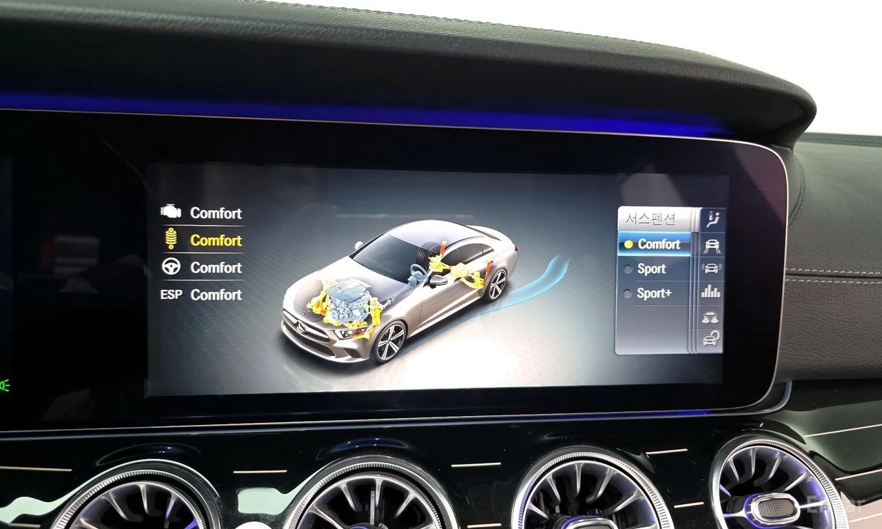 Mercedes-Benz CLS 450 4MATIC* AMG-LINE* 360CAMERA* DISTRONIC* BURMESTER*, снимка 8 - Автомобили и джипове - 54693747