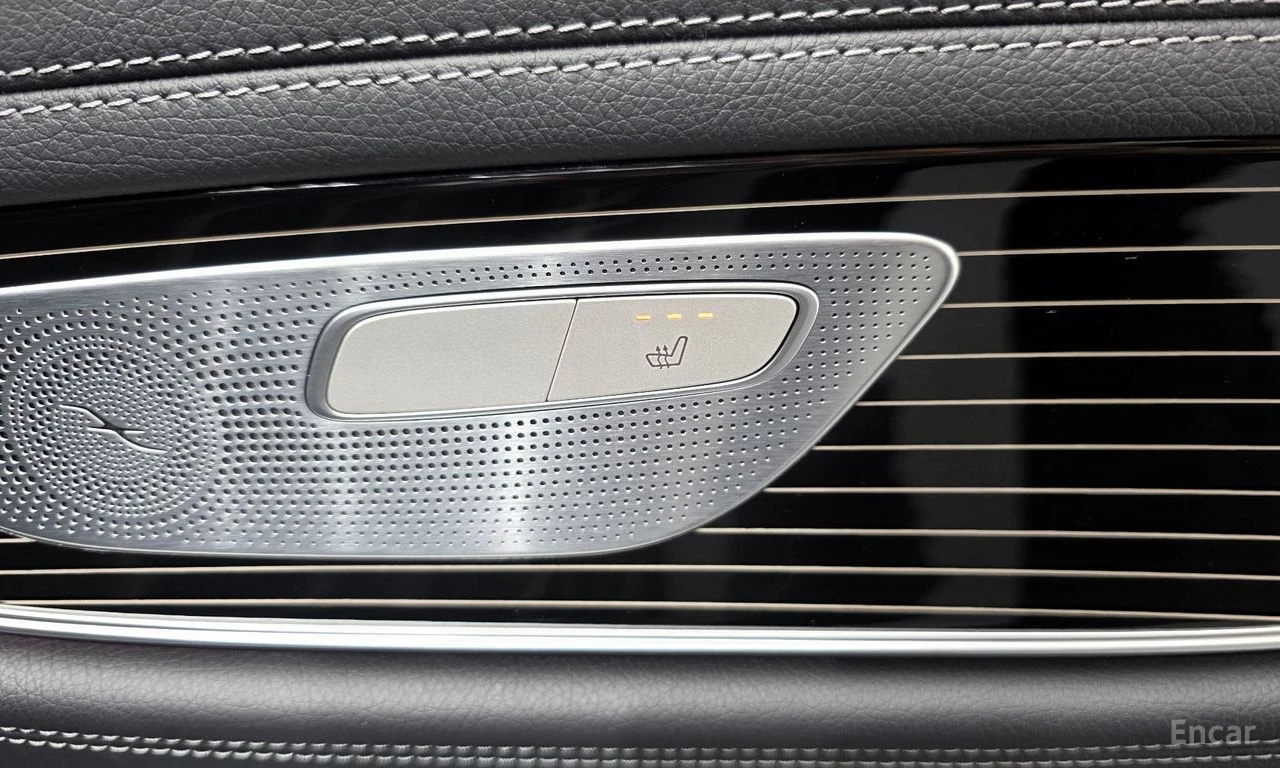 Mercedes-Benz CLS 450 4MATIC* AMG-LINE* 360CAMERA* DISTRONIC* BURMESTER*, снимка 10 - Автомобили и джипове - 54693747