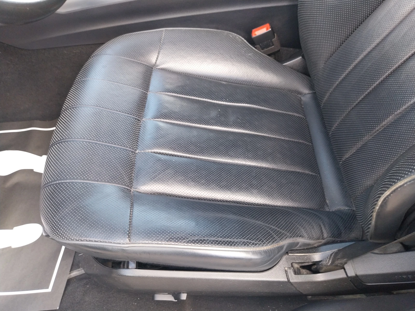 Mercedes-Benz E 350 Bluetec/4-Matic, снимка 7 - Автомобили и джипове - 54718240