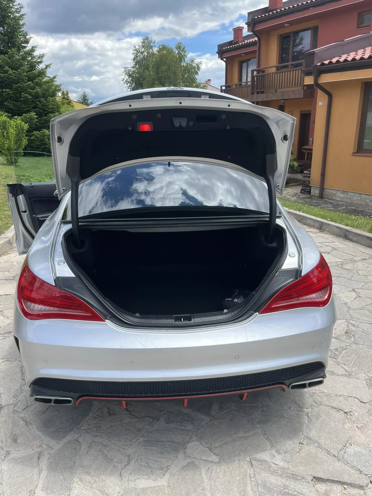 Mercedes-Benz CLA 45 AMG 4x4, снимка 9 - Автомобили и джипове - 54893497