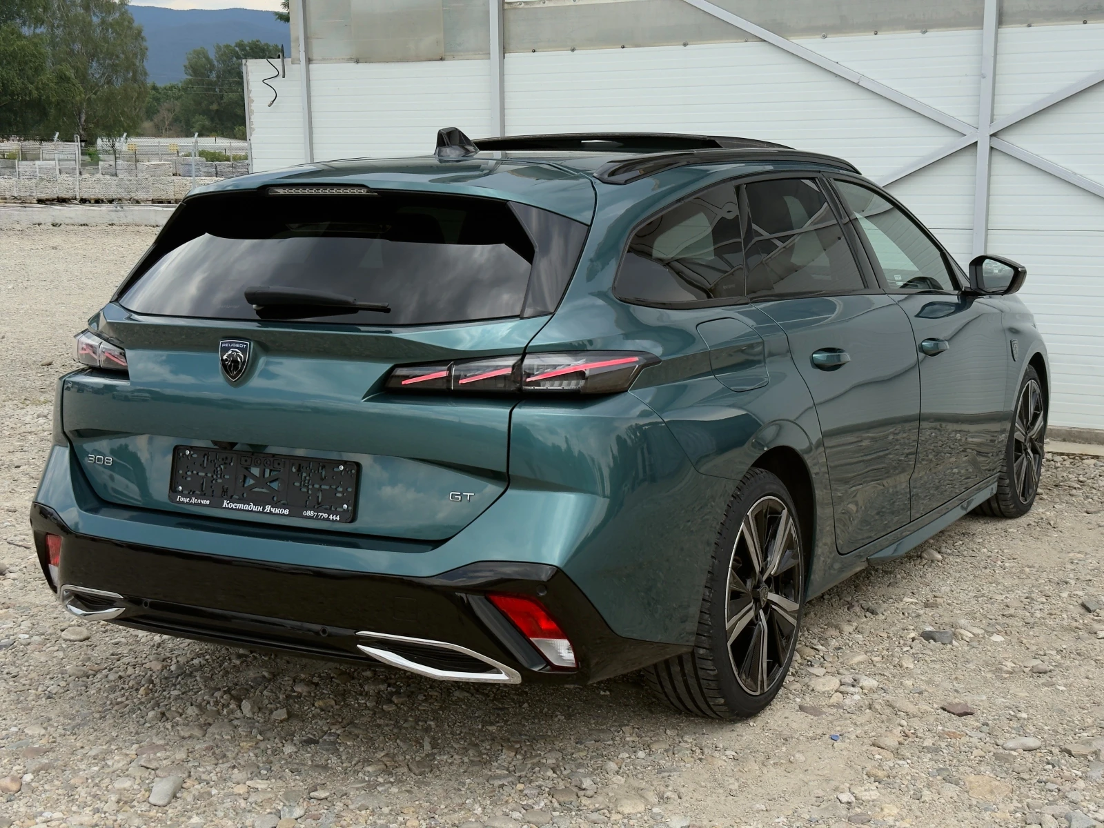 Peugeot 308 1.5 HDI GT-line/Панорама/Масаж/Matrix/Full, снимка 4 - Автомобили и джипове - 55062910