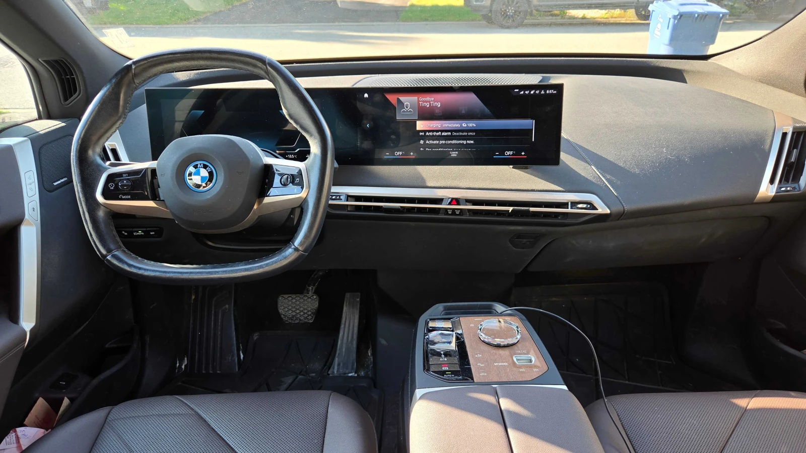 BMW iX xDrive50 M-Sport, снимка 9 - Автомобили и джипове - 56204816