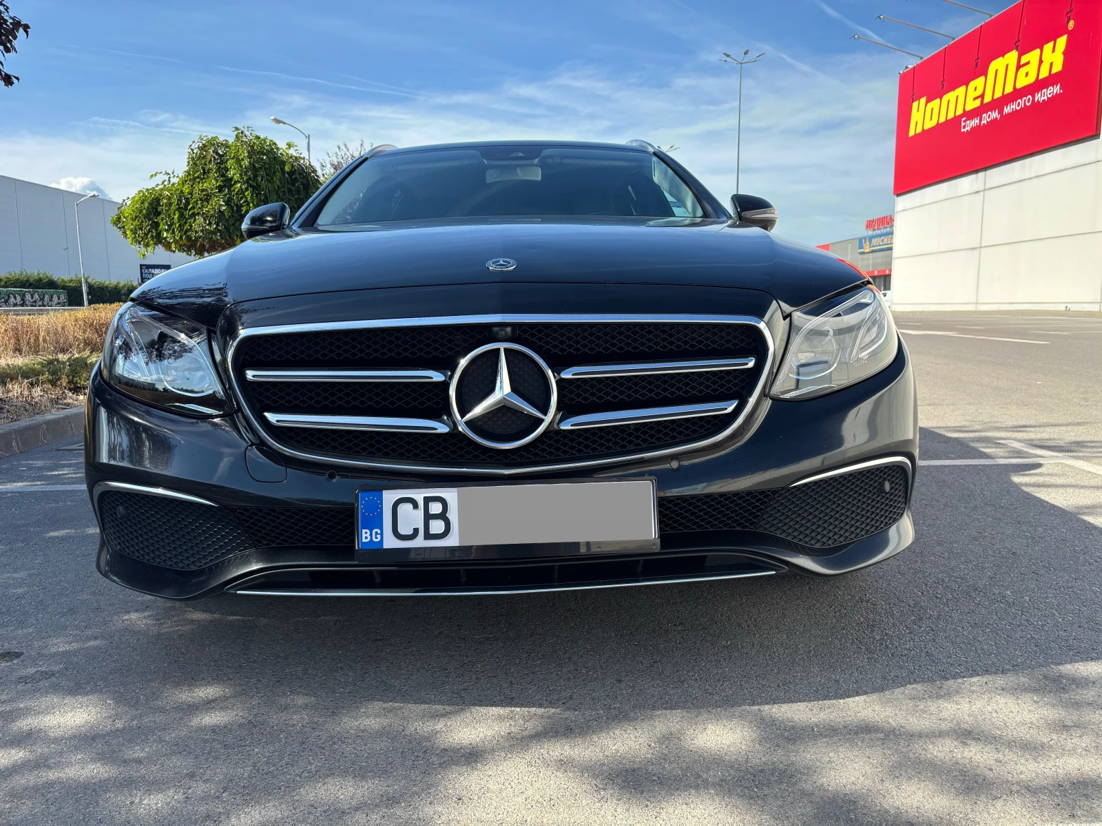 Mercedes-Benz E 220 AVANGARDE 4-MATIC, снимка 7 - Автомобили и джипове - 56441271