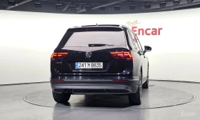 VW Tiguan 2.0TDI Prestige* Sunroof* NAVI* Подгрев* HEAD UP* , снимка 4