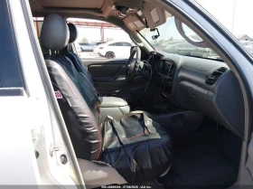 Toyota Sequoia * SR5* V8* ПАНО* KEYLESS* Camera* ПОДГРЕВ* , снимка 5