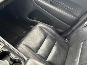 Dodge Durango R/T AWD  CARFAX, снимка 16