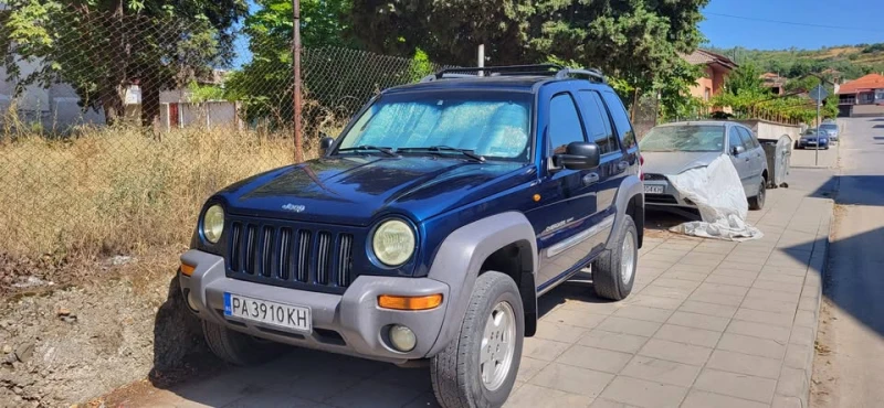 Jeep Cherokee, снимка 8 - Автомобили и джипове - 49405518