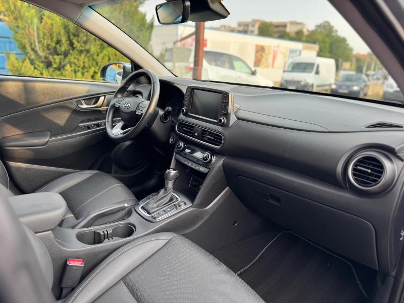 Hyundai Kona 1.6d * 4x4 * NAVI * DISTRONIC, снимка 7 - Автомобили и джипове - 51486225