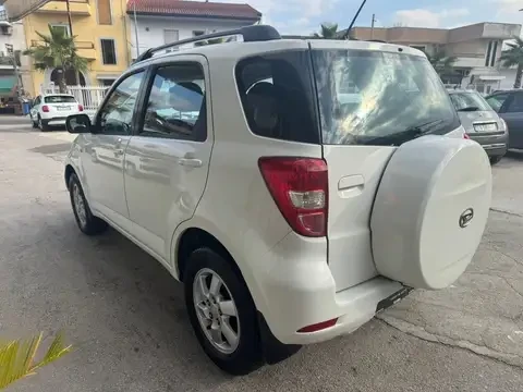Daihatsu Terios 4x4 110.000km!!!! 1.3 мотор с верига!, снимка 4 - Автомобили и джипове - 53926141