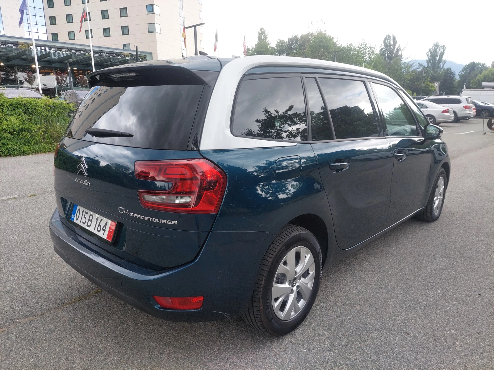 Citroen Spacetourer 1, 5D 7МЕСТA+ AUTOMATIC - изображение 4