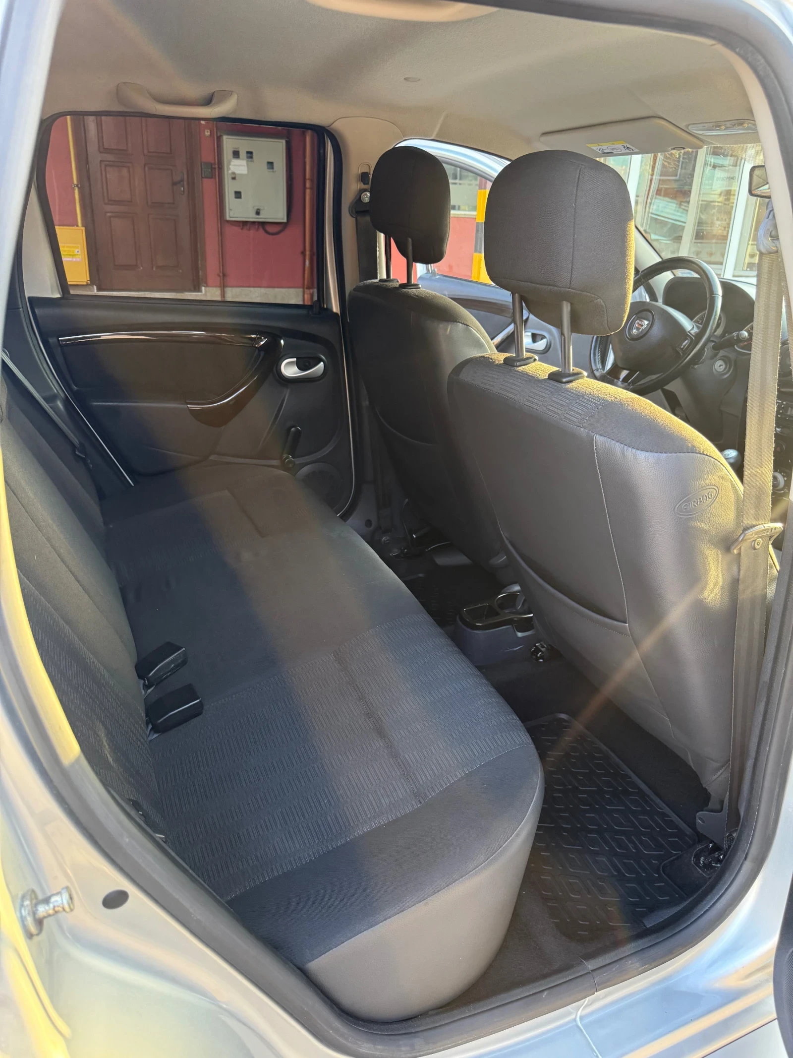 Dacia Duster  | Mobile.bg   12