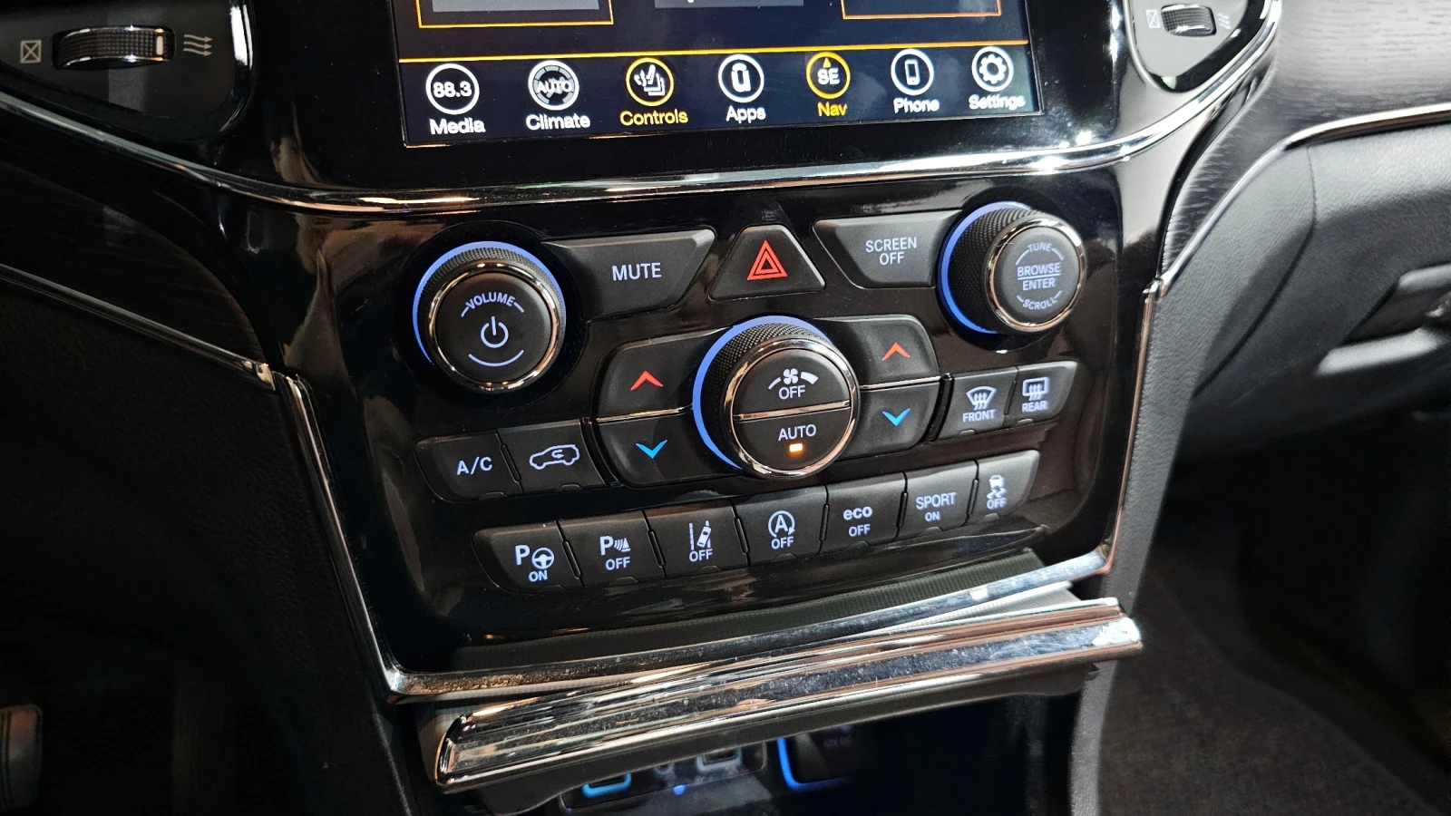 Jeep Grand cherokee 3.6 SUMMIT WK2 autogeorge.com | Mobile.bg � ����������� 17