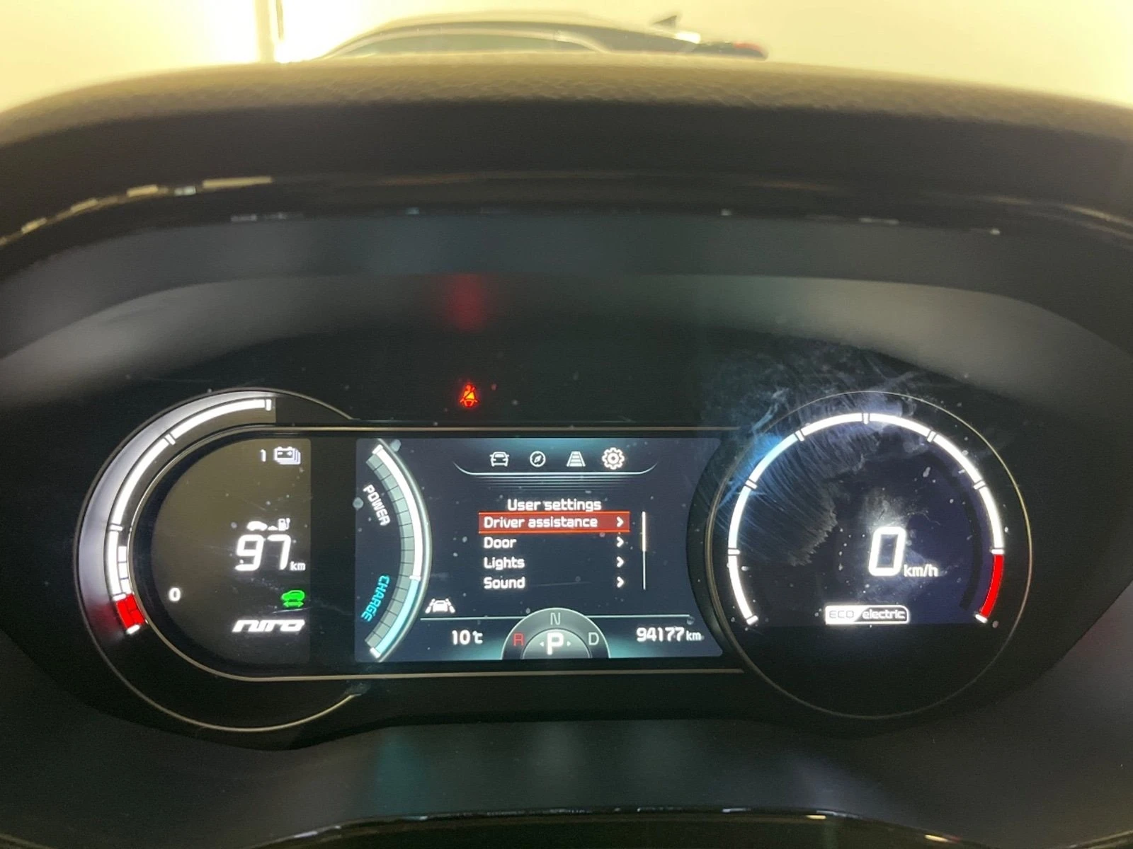 Kia Niro 65KWh DYNAMIC LINE/KIA CONNECT 94 177 КМ, снимка 6 - Автомобили и джипове - 53733242