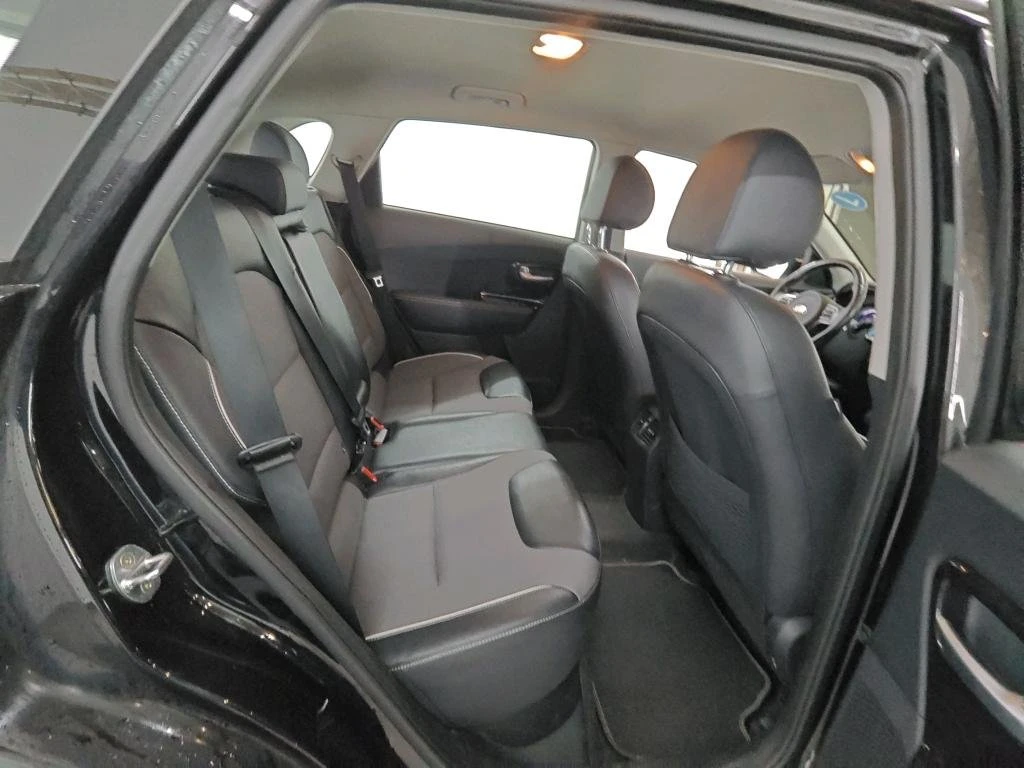 Kia Niro 65KWh DYNAMIC LINE/KIA CONNECT/SOH100%/VESS/JBL, снимка 6 - Автомобили и джипове - 53733242