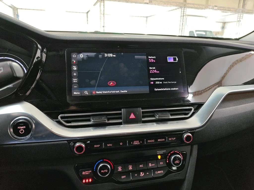 Kia Niro 65KWh DYNAMIC LINE/KIA CONNECT/SOH100%/VESS/JBL, снимка 8 - Автомобили и джипове - 53733242