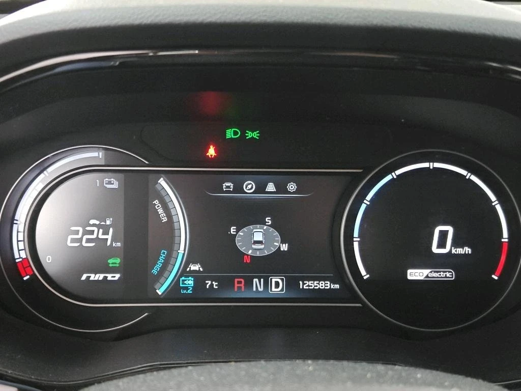 Kia Niro 65KWh DYNAMIC LINE/KIA CONNECT/SOH100%/VESS/JBL, снимка 7 - Автомобили и джипове - 53733242