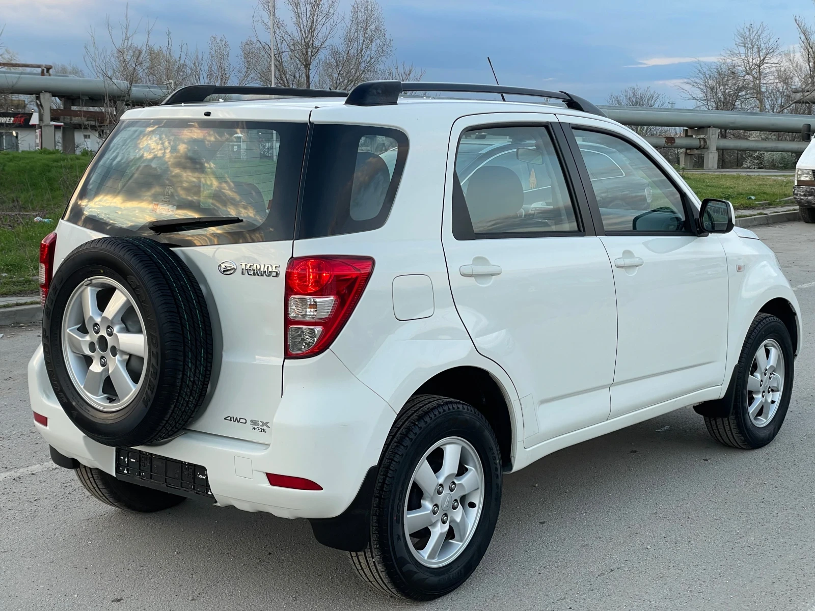 Daihatsu Terios 4x4 122.000km!!! 1.3 ������� ����� � ������! | Mobile.bg � ����������� 6