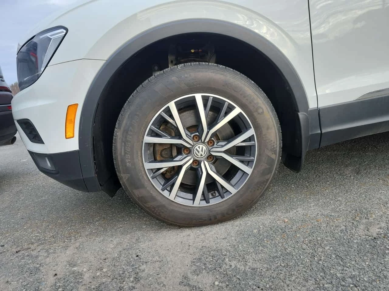 VW Tiguan * COMFORTLINE * CARFAX * ПОДГРЕВИ * , снимка 6 - Автомобили и джипове - 53940353