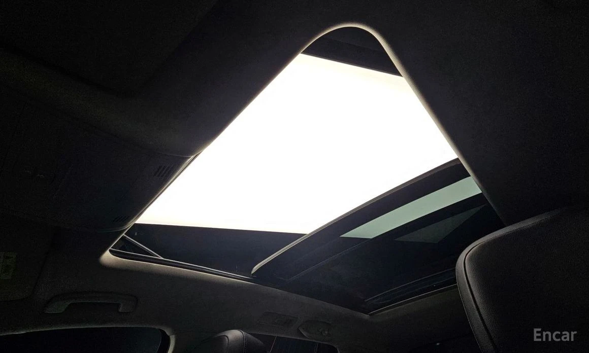 VW Tiguan 2.0TDI Prestige* Sunroof* NAVI* Подгрев* HEAD UP* , снимка 16 - Автомобили и джипове - 54116320