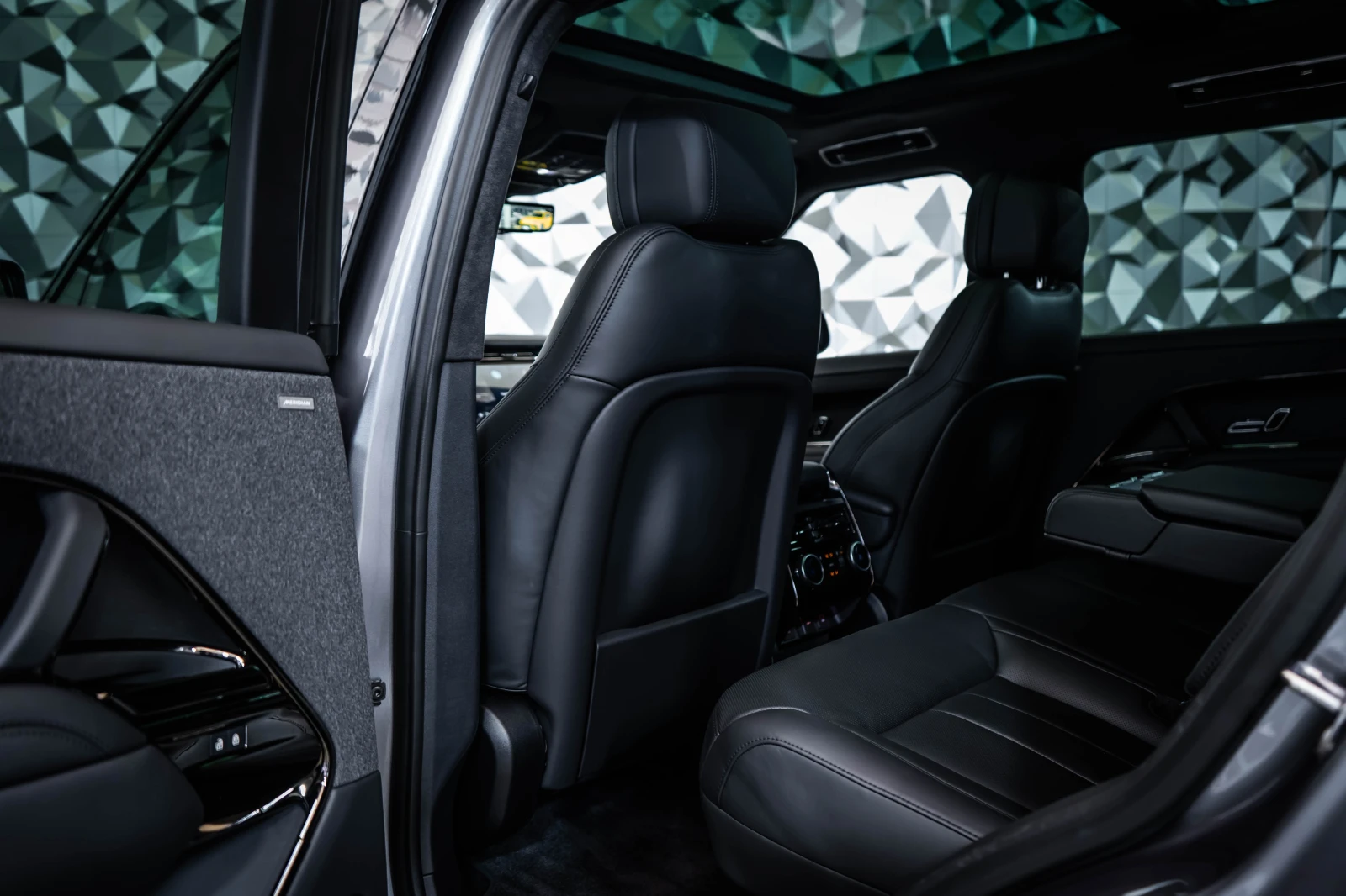 Land Rover Range Rover Sport AUTOBIOGRAPHY Pano* Meridinan, снимка 14 - Автомобили и джипове - 54462824