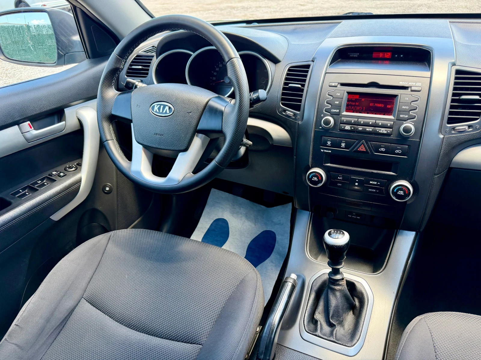 Kia Sorento, снимка 11 - Автомобили и джипове - 54717246