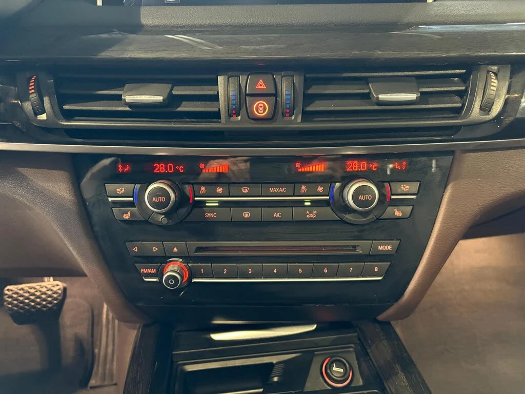 BMW X5 XDRIVE35I #PANO# #УНИКАТ# !FULL!, снимка 12 - Автомобили и джипове - 55118816