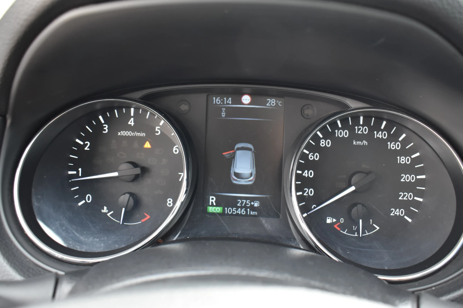 Nissan Qashqai 1.2T* AUTOMAT* 100000KM, снимка 16 - Автомобили и джипове - 55299635