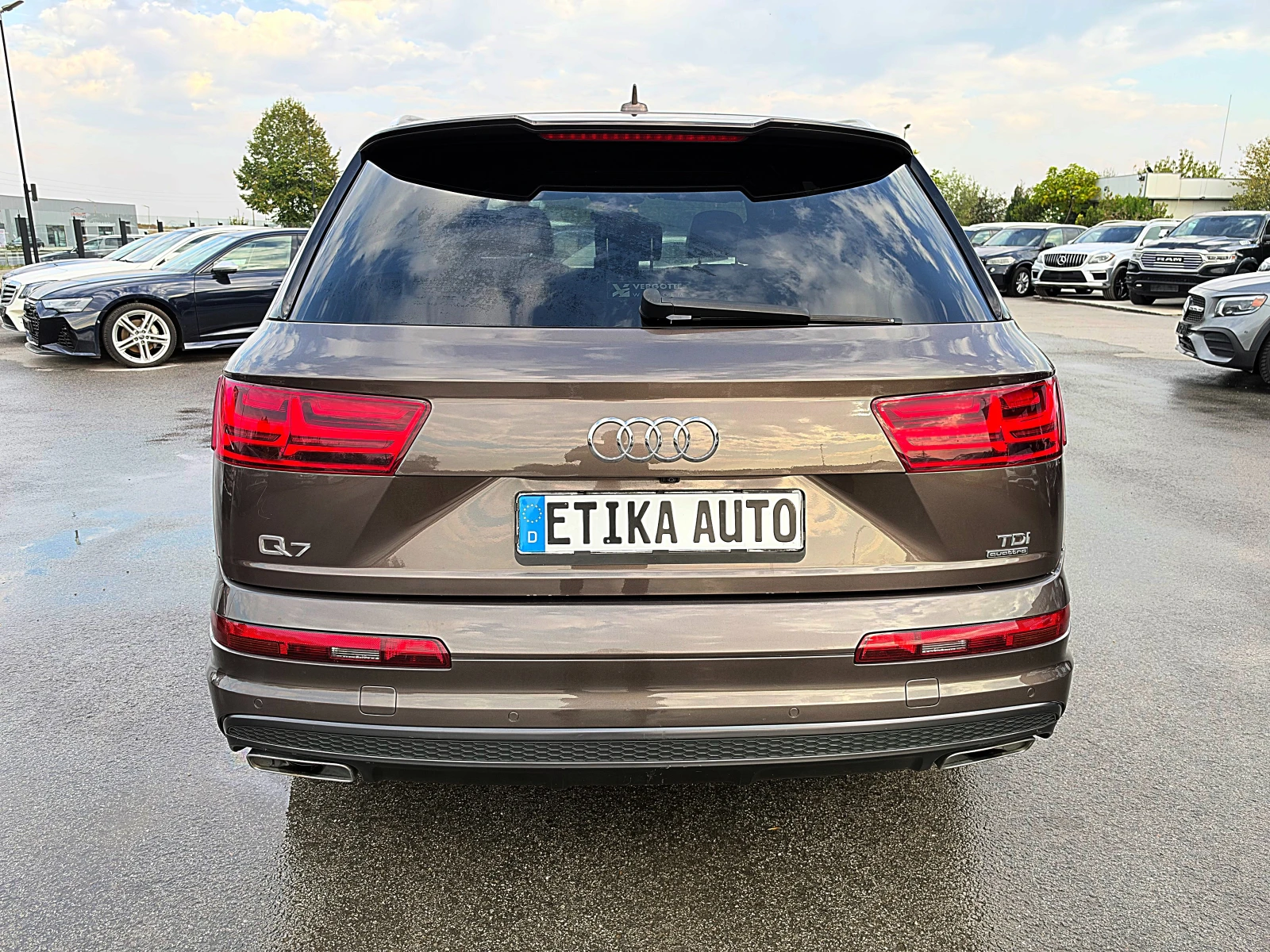 Audi Q7 Sline-4x4-Sport Paket-360Kameri-Led-Bixenon-!!!, снимка 5 - Автомобили и джипове - 56630835