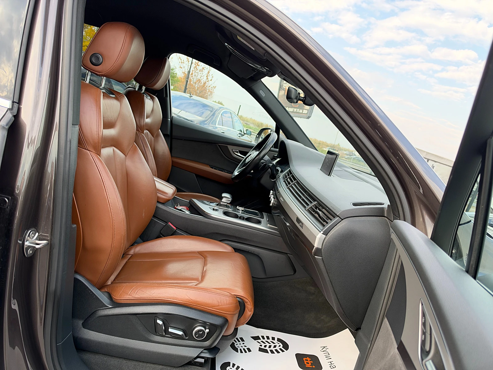 Audi Q7 Sline-4x4-Sport Paket-360Kameri-Led-Bixenon-!!!, снимка 12 - Автомобили и джипове - 56630835