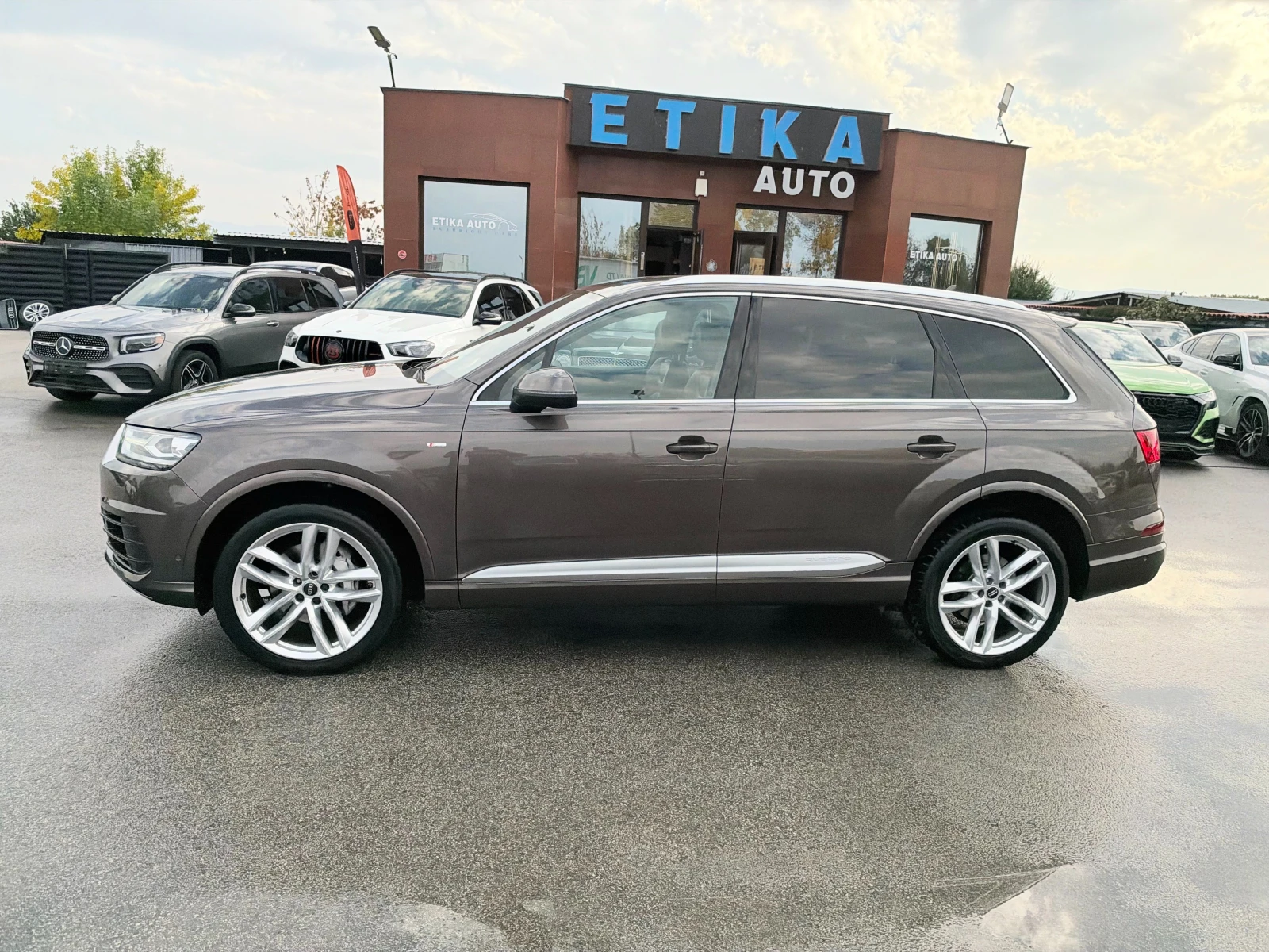 Audi Q7 Sline-4x4-Sport Paket-360Kameri-Led-Bixenon-!!!, снимка 4 - Автомобили и джипове - 56630835