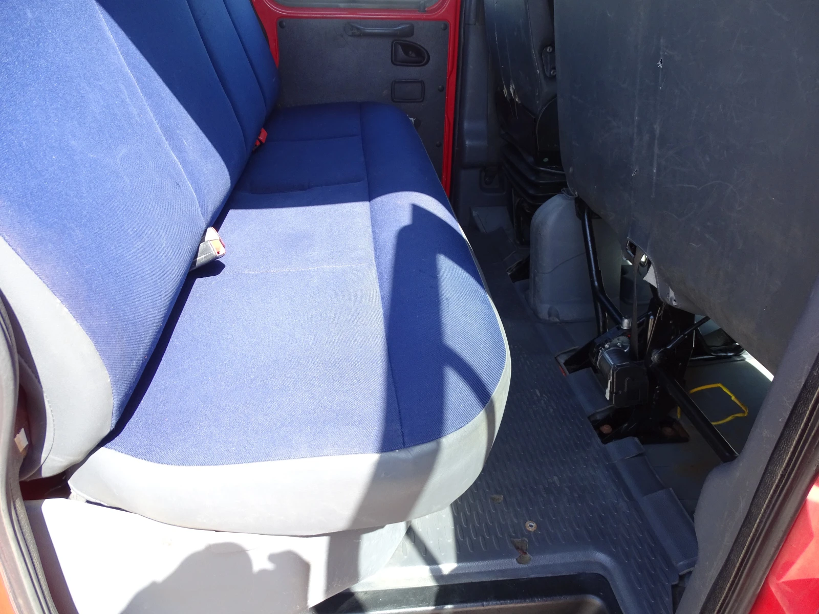 Iveco 35c15 3.0HPI  КАТ. * Б* 7-места, снимка 9 - Бусове и автобуси - 54225263