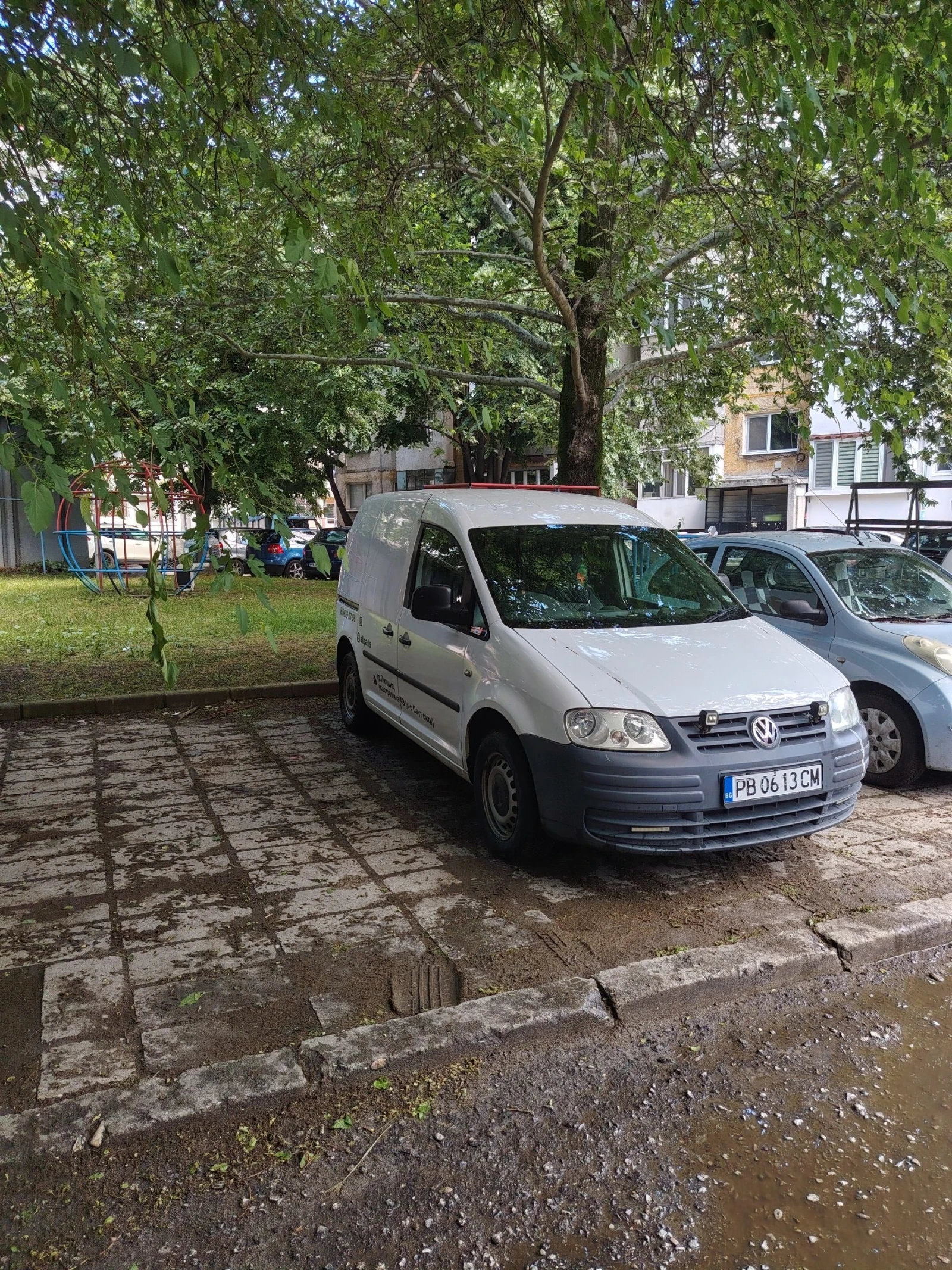 VW Caddy Десен волан