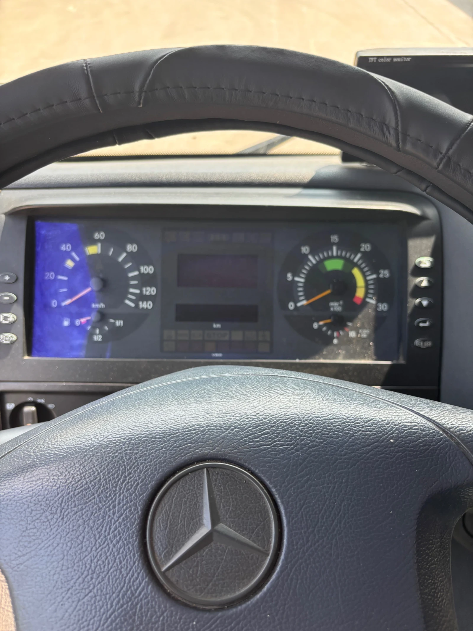 Mercedes-Benz Atego 1218 с падащ борд - изображение 8