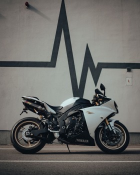 Yamaha YZF-R1 Restyling, снимка 2