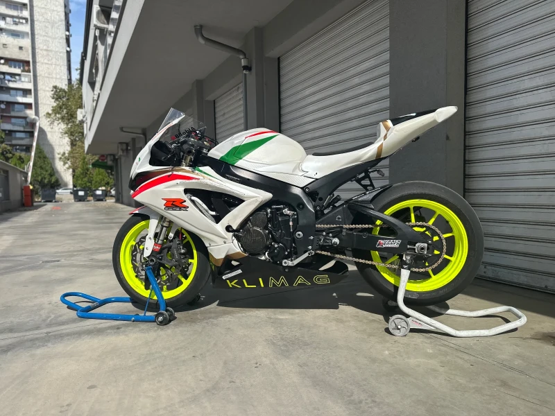 Suzuki Gsxr 750, снимка 3 - Мотоциклети и мототехника - 52260245
