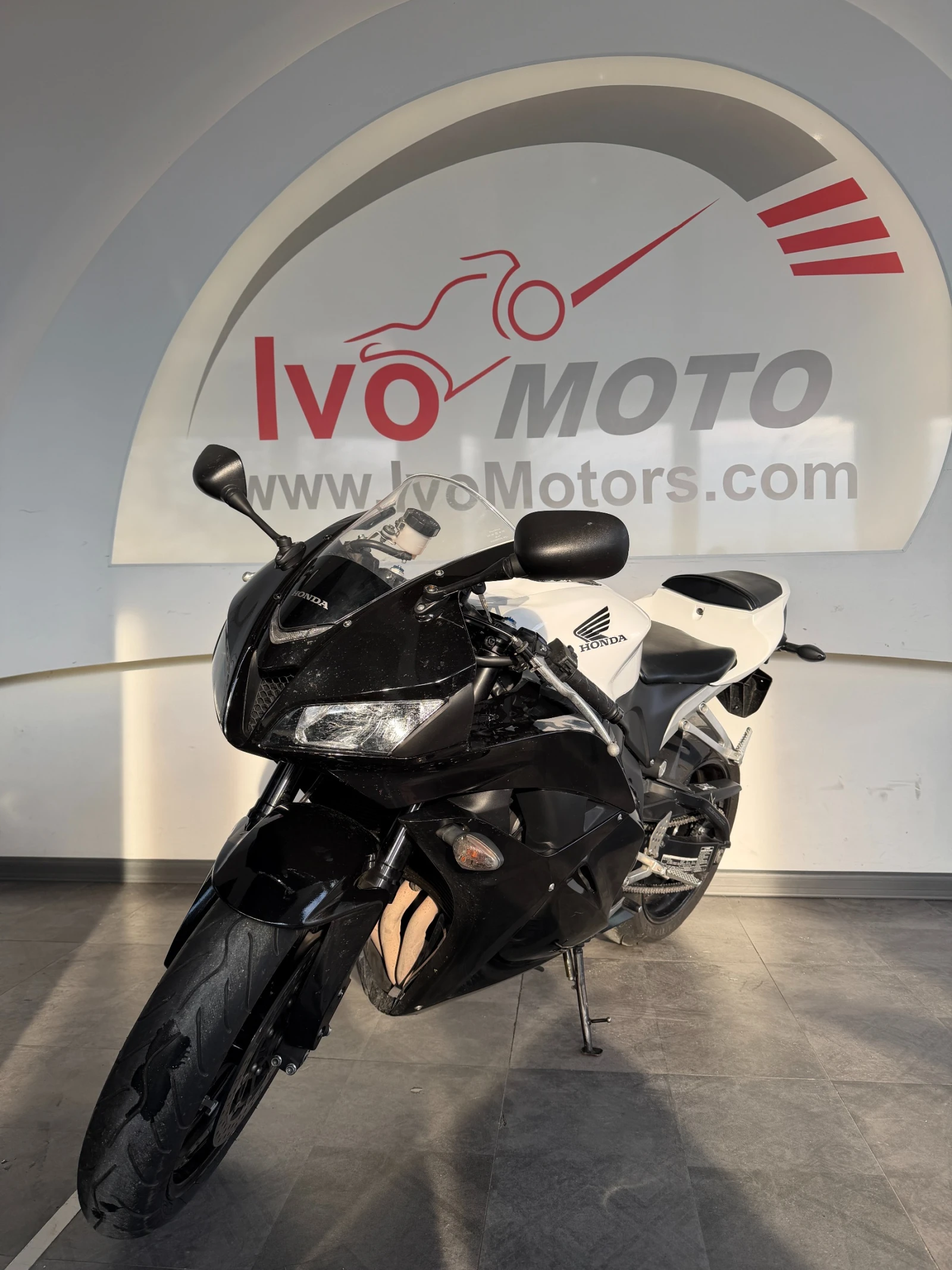 Honda Cbr 600RR - изображение 2