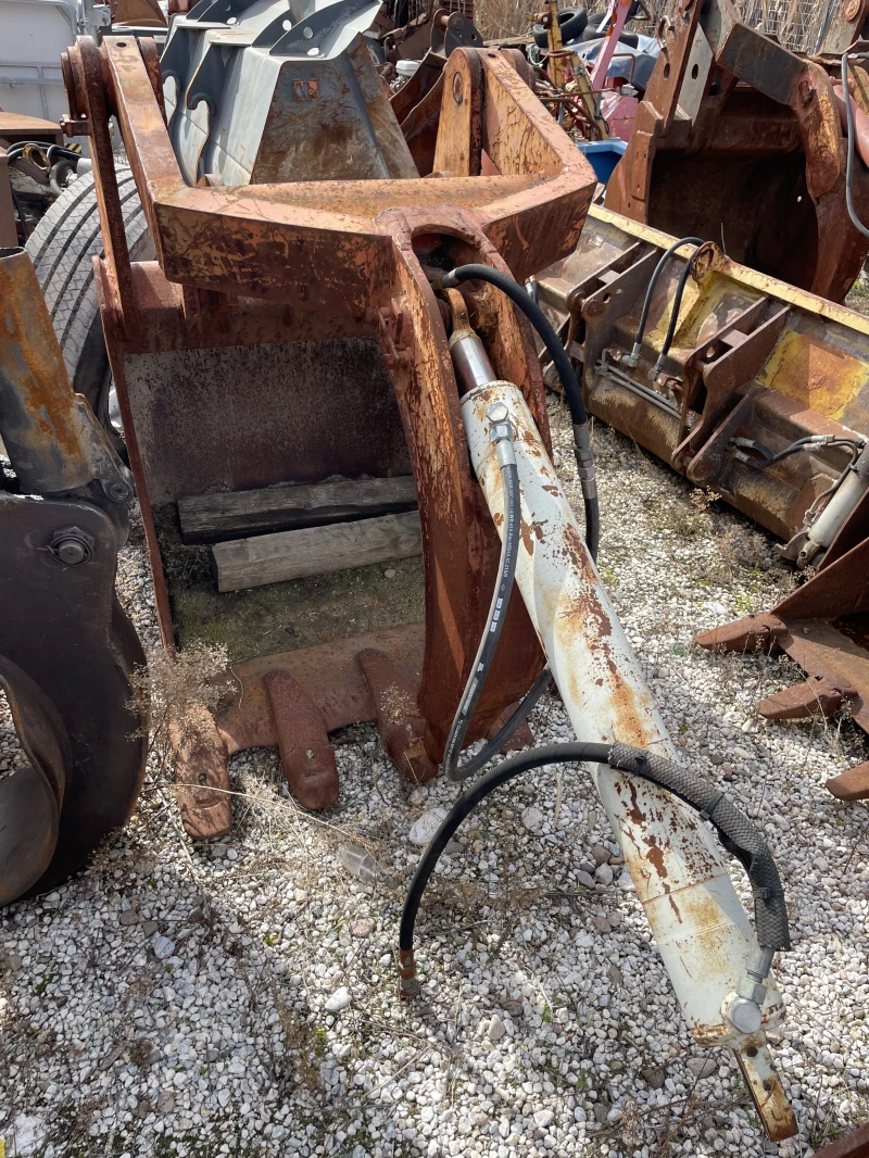 Допълнително оборудване Друг вид КОФА С РИПЕР